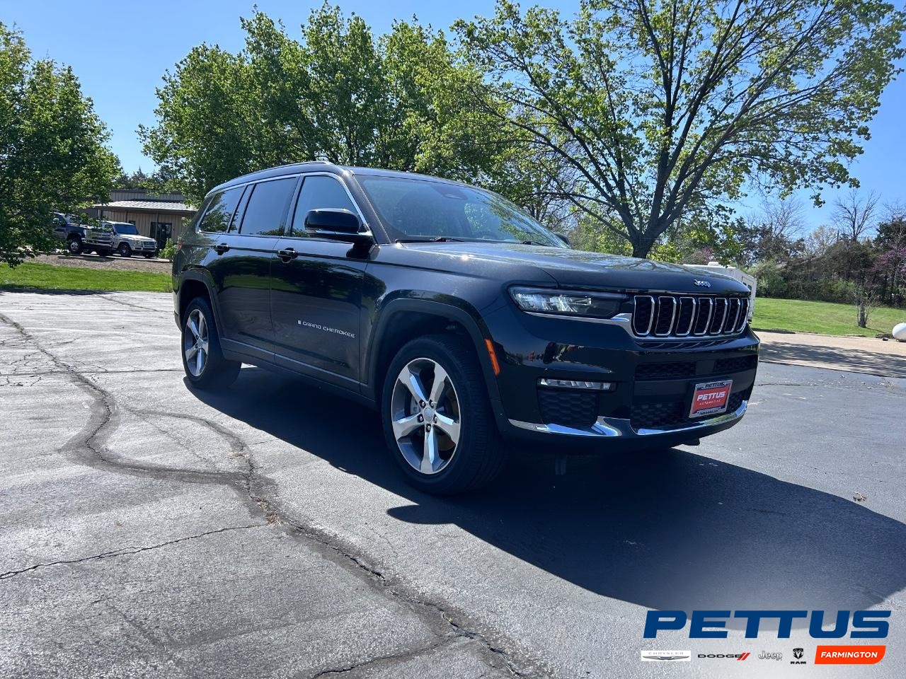 2021 Diamond Black Crystal Pearlcoat Jeep Grand Cherokee L Limited SUV