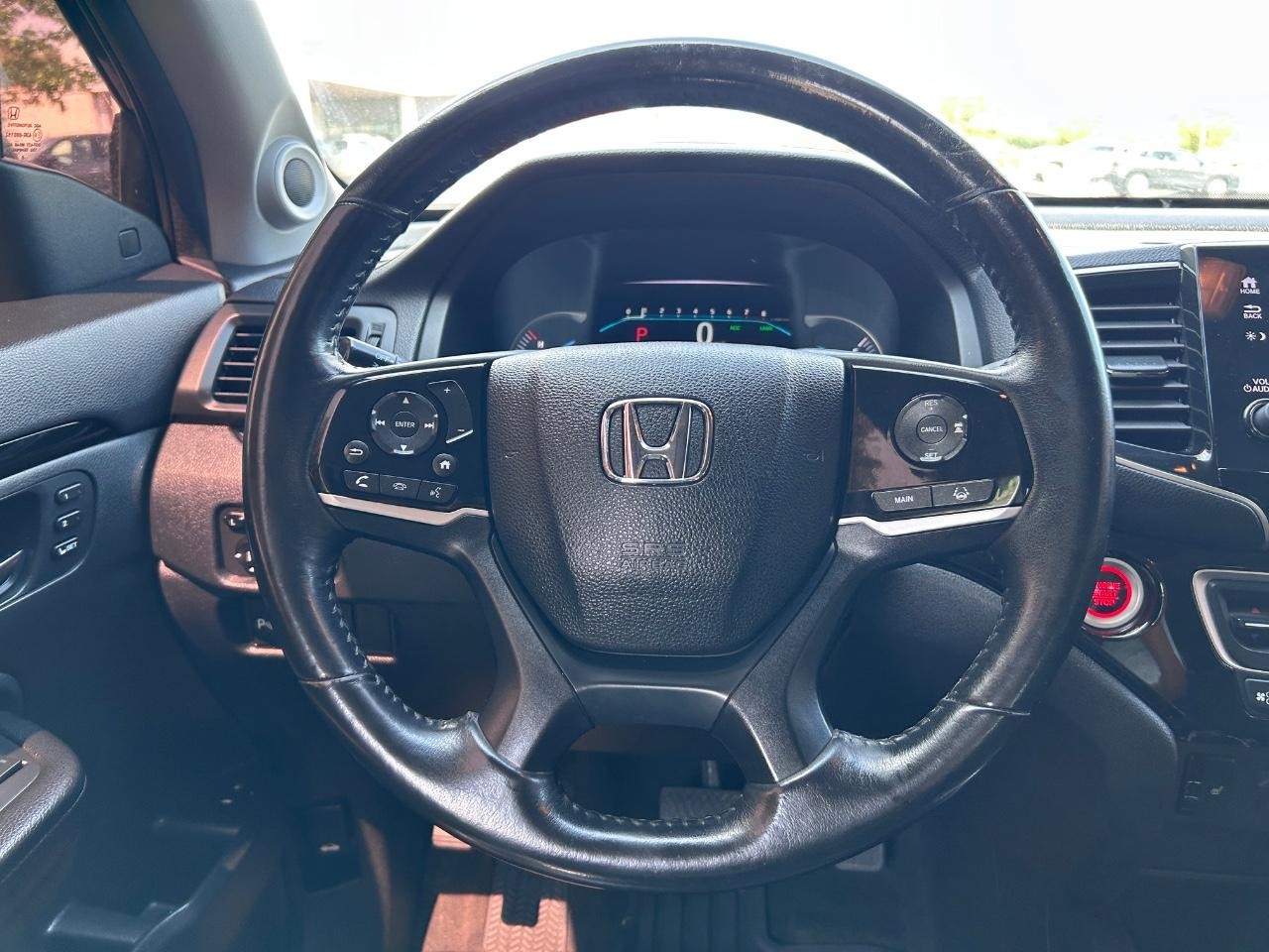 2019 Crystal Black Pearl Honda Pilot Touring 8 Passenger AWD SUV