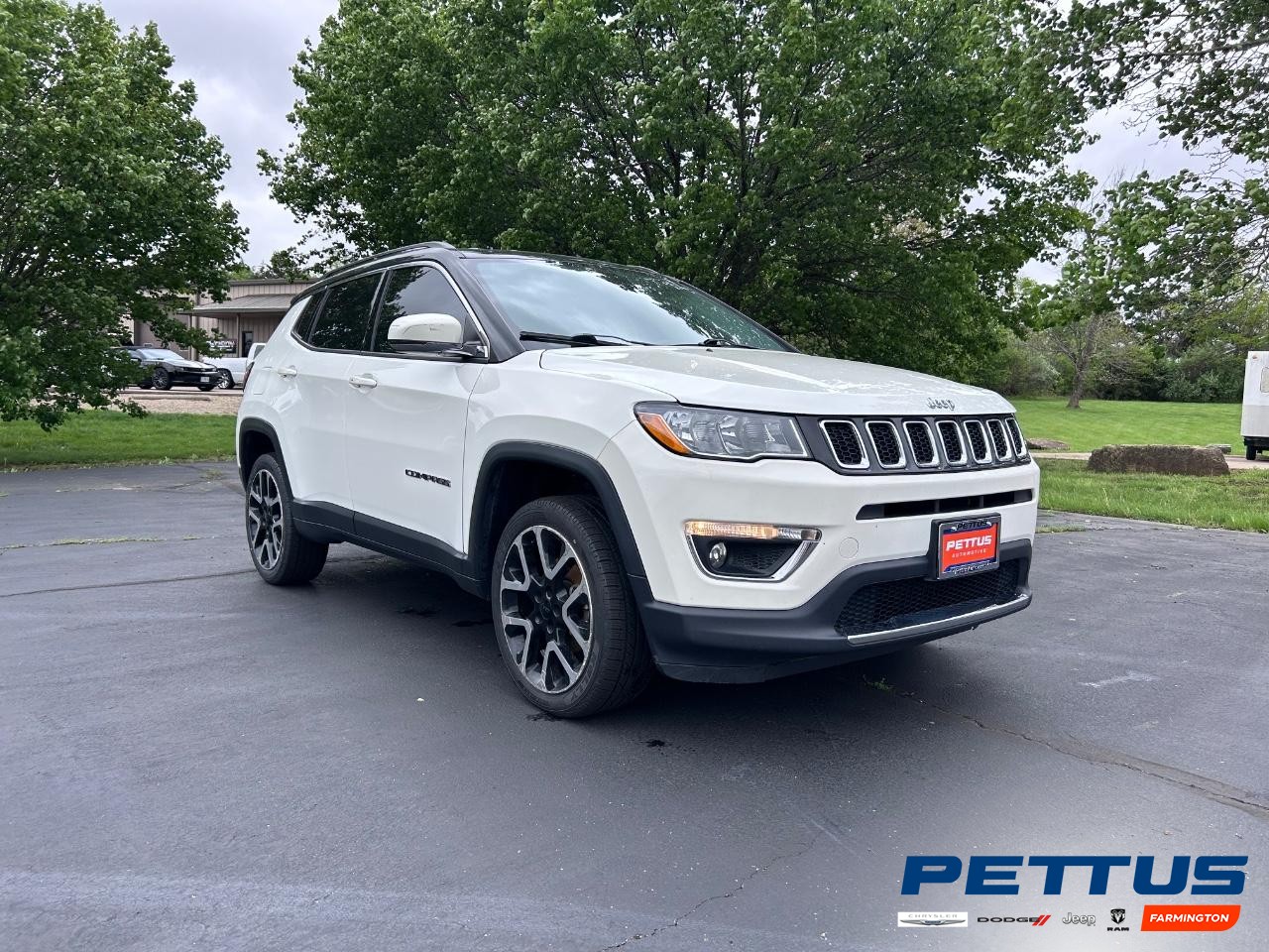 2018 White Clearcoat Jeep Compass Limited SUV