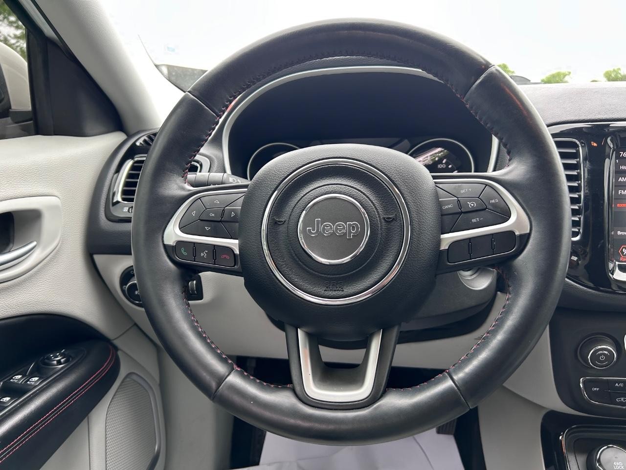 2018 White Clearcoat Jeep Compass Limited 4X4 SUV