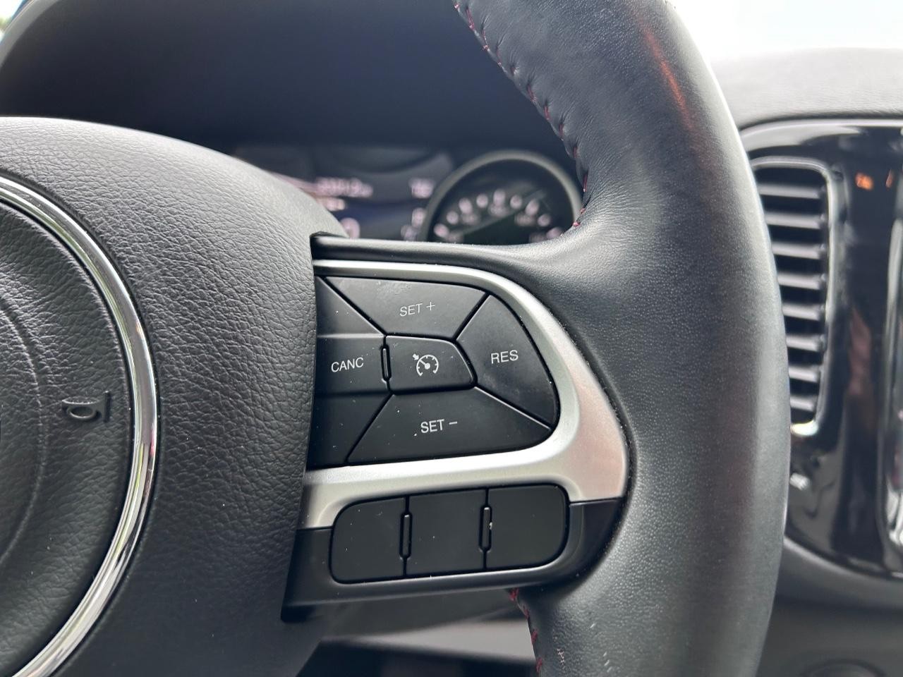 2018 White Clearcoat Jeep Compass Limited 4X4 SUV
