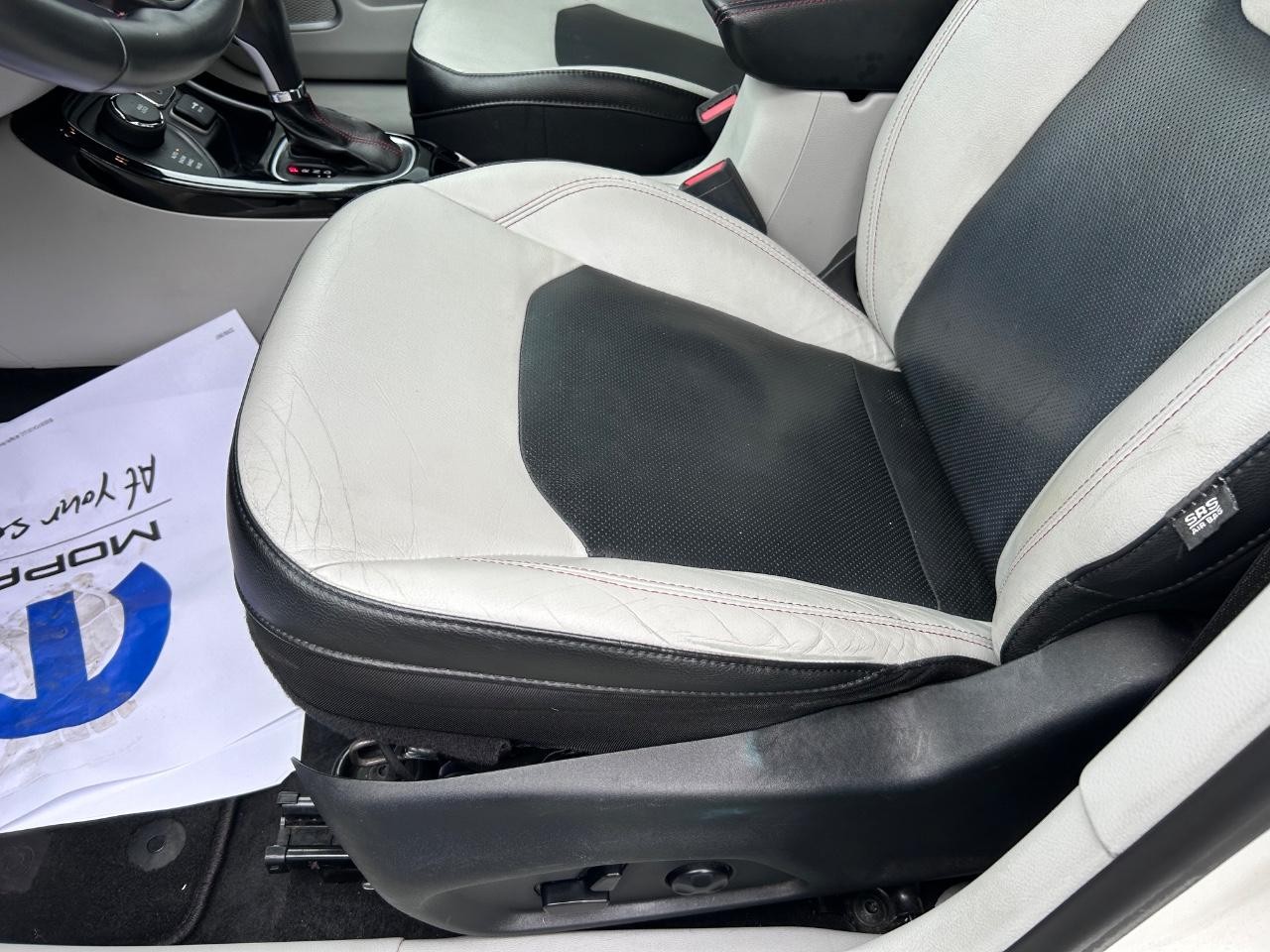 2018 White Clearcoat Jeep Compass Limited 4X4 SUV