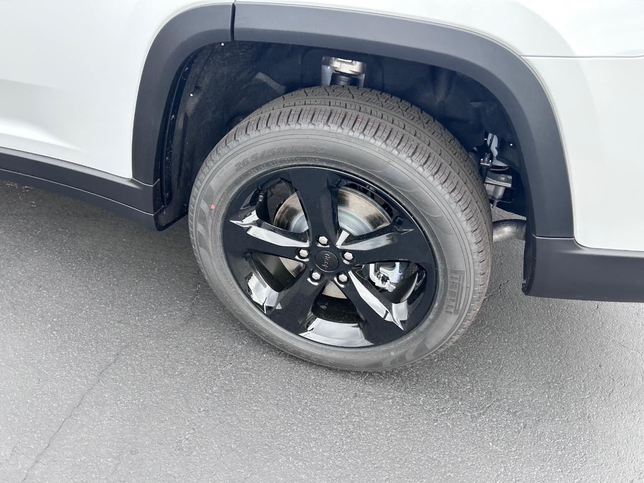 2025 Bright White Clearcoat Jeep Grand Cherokee L Limited 4X4 SUV