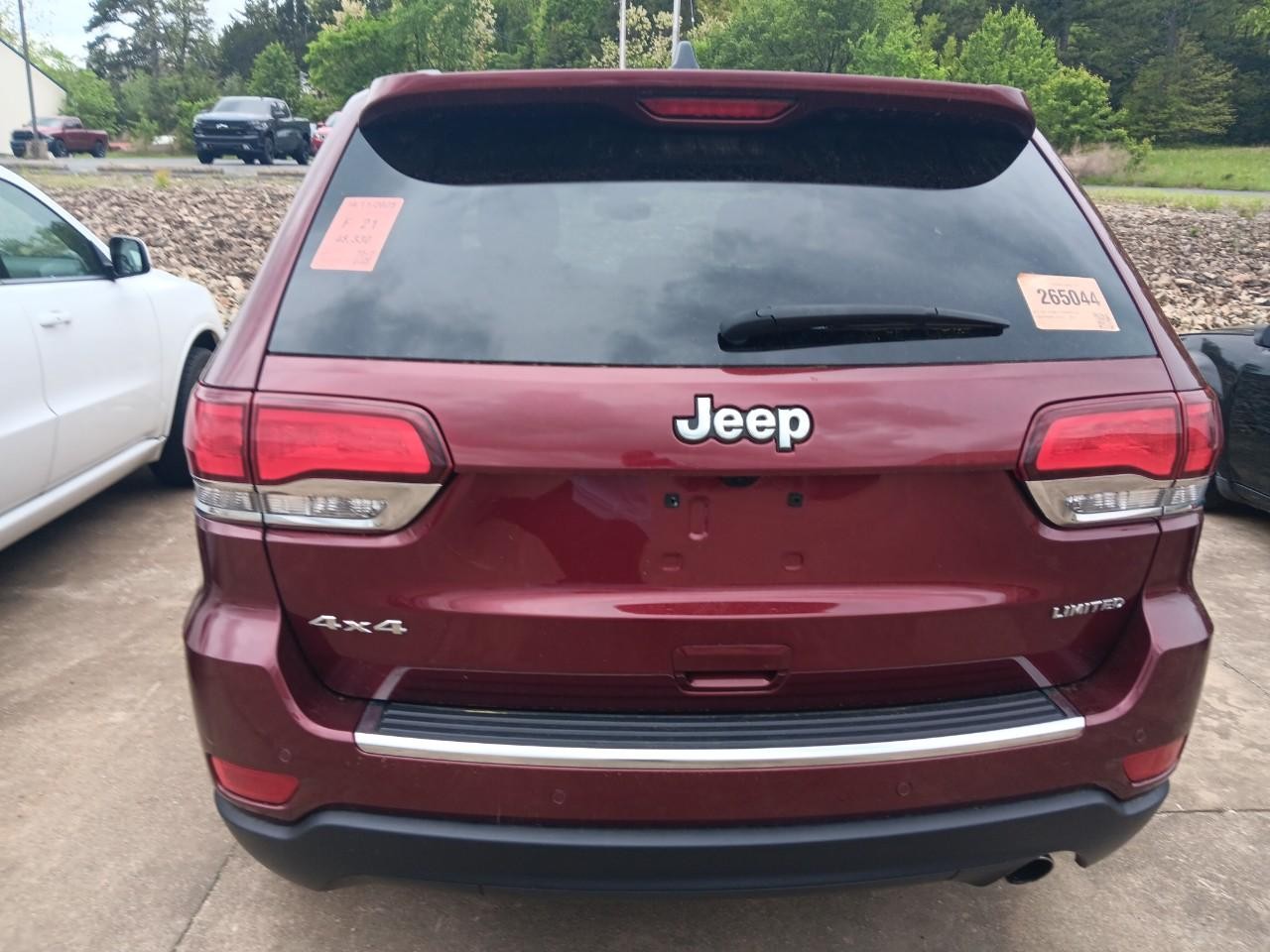 2022 Velvet Red Pearlcoat Jeep Grand Cherokee WK Limited 4X4 SUV