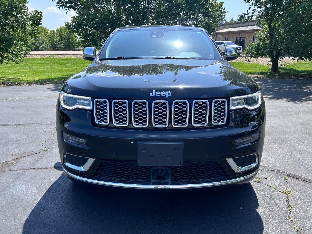 2021 Diamond Black Crystal Pearlcoat Jeep Grand Cherokee Summit 4X4 SUV