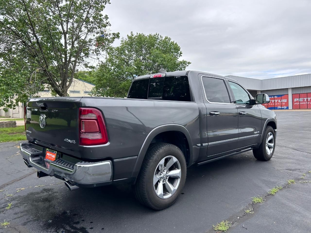 2019 Granite Crystal Metallic Clearcoat Ram 1500 Limited 4X4 Truck