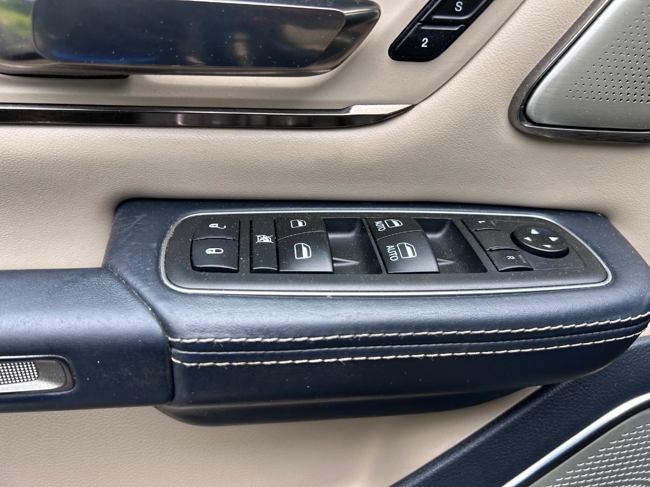 2019 Granite Crystal Metallic Clearcoat Ram 1500 Limited 4X4 Truck