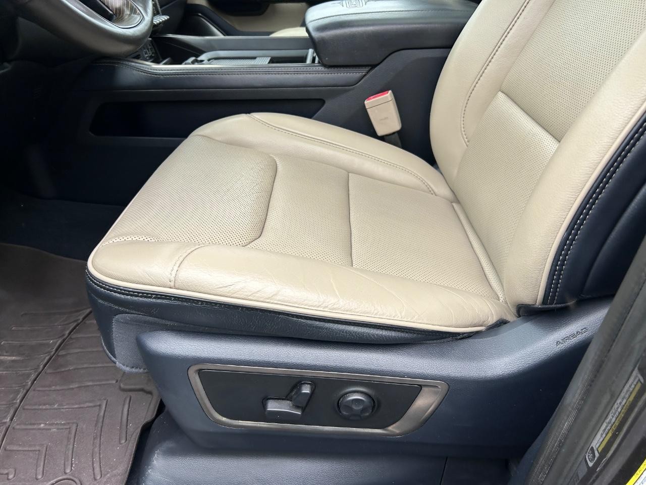2019 Granite Crystal Metallic Clearcoat Ram 1500 Limited 4X4 Truck