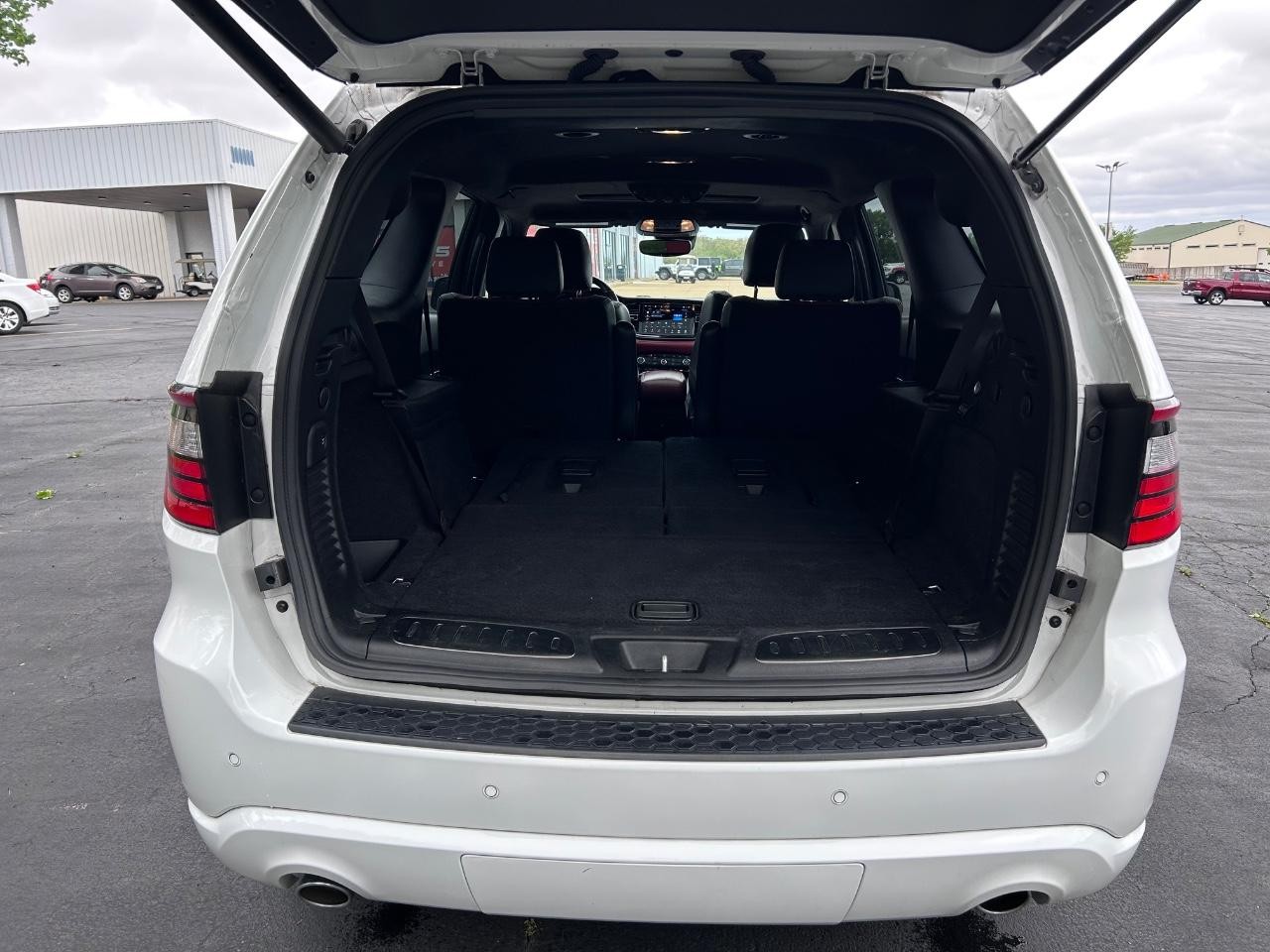 2022 White Knuckle Clearcoat Dodge Durango R/T AWD SUV