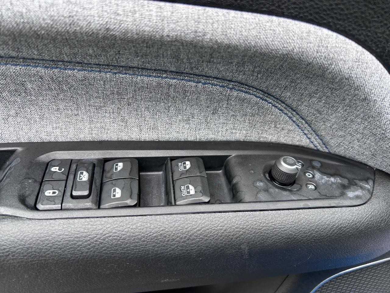 2022 Laser Blue Pearlcoat Jeep Compass Latitude 4X4 SUV