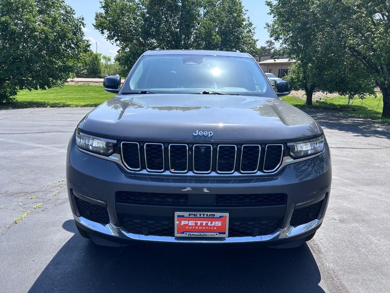 2022 Baltic Gray Metallic Clearcoat Jeep Grand Cherokee L Limited 4X4 SUV