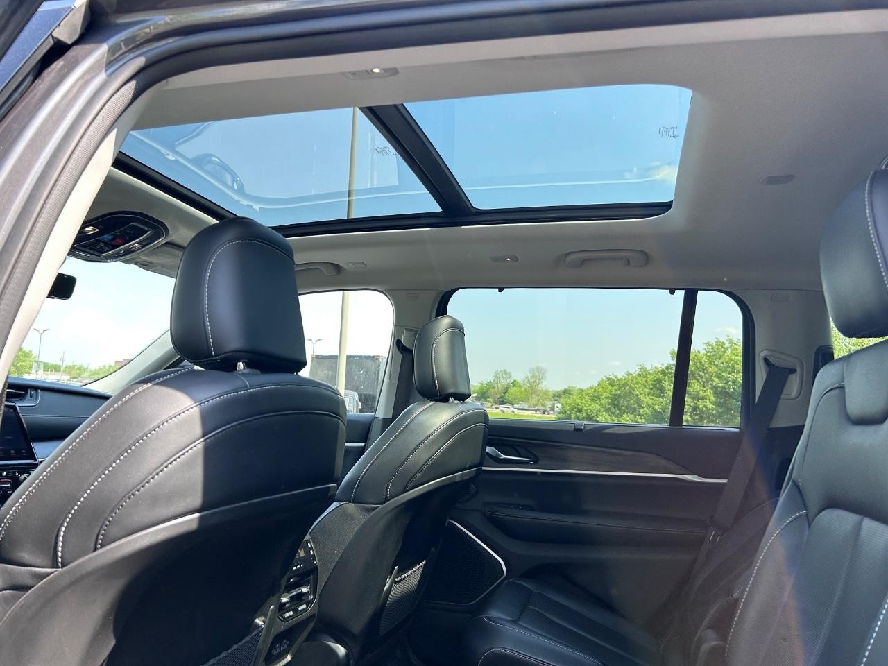2022 Baltic Gray Metallic Clearcoat Jeep Grand Cherokee L Limited 4X4 SUV