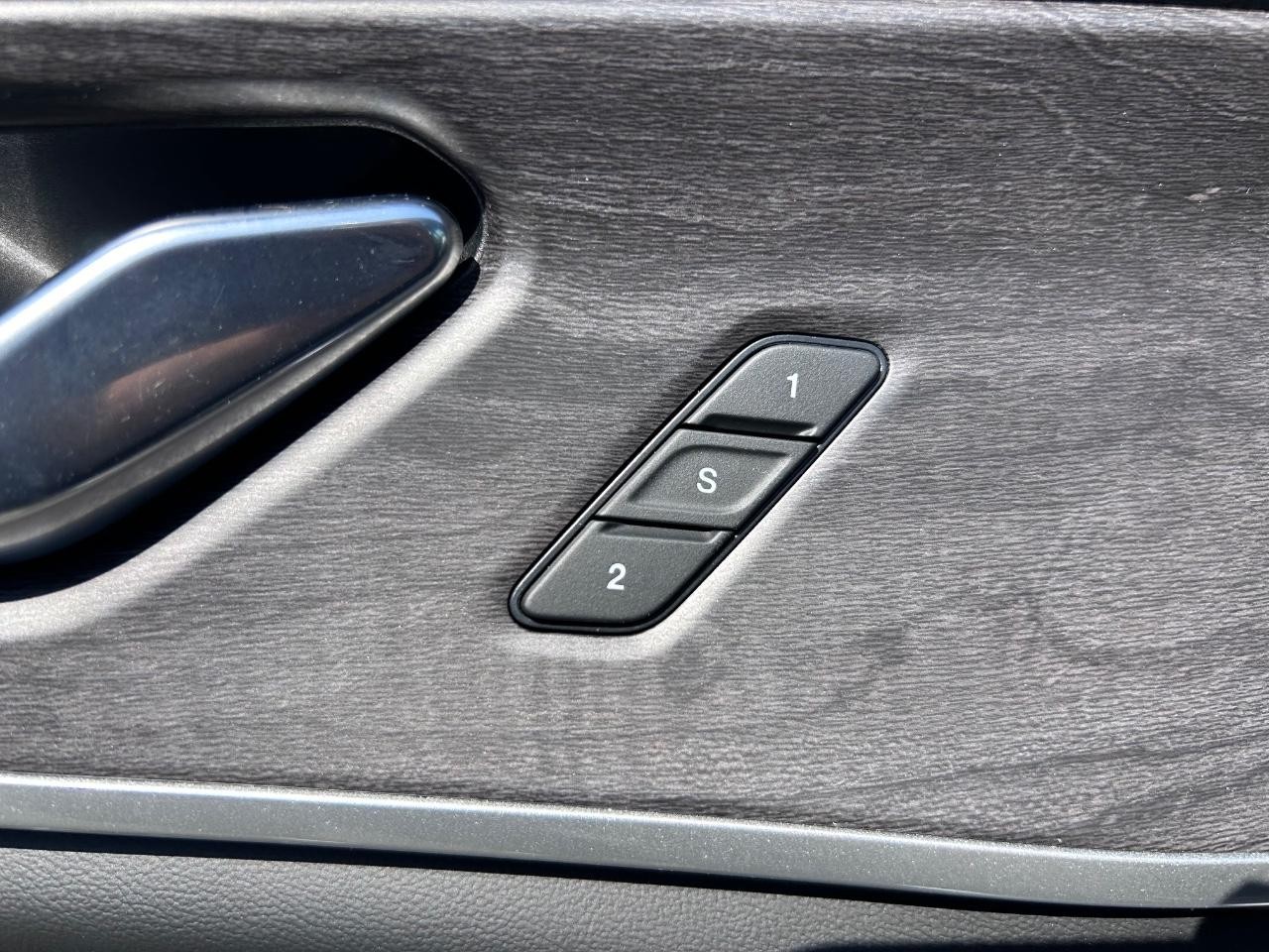 2022 Baltic Gray Metallic Clearcoat Jeep Grand Cherokee L Limited 4X4 SUV