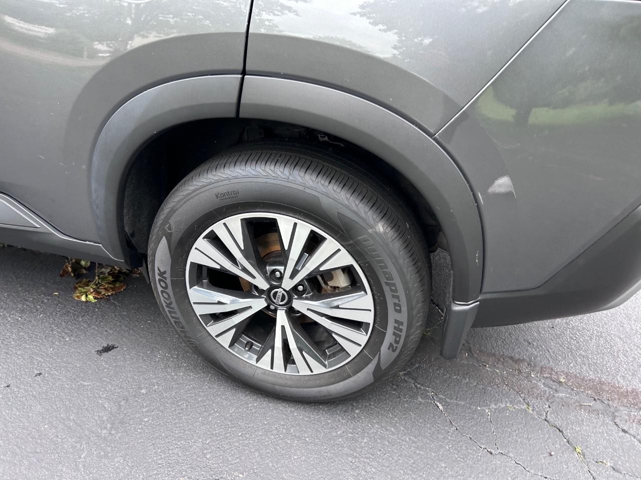2021 Gun Metallic Nissan Rogue SV AWD SUV
