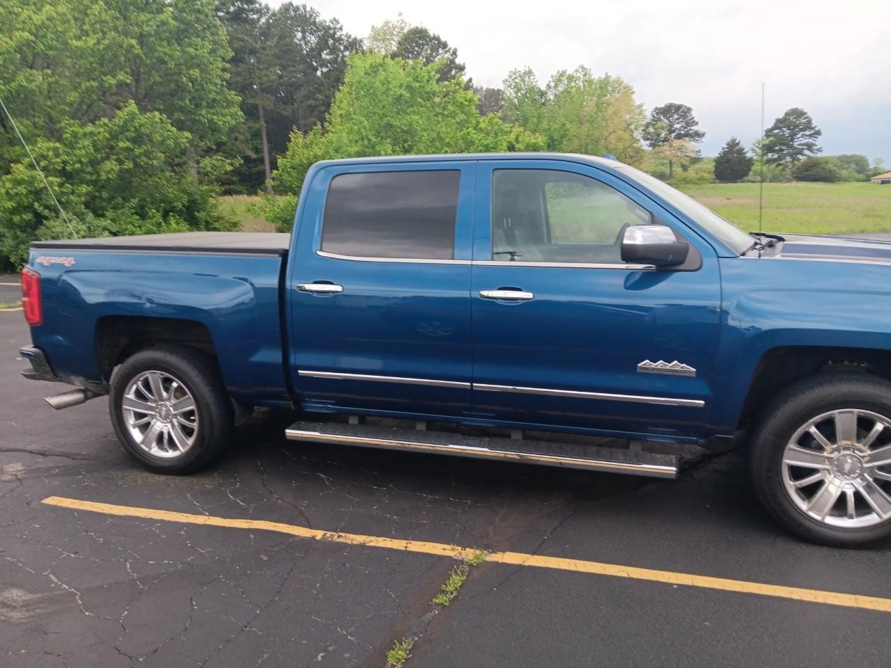 2017 Chevrolet Silverado 1500 High Country 4X4 Truck