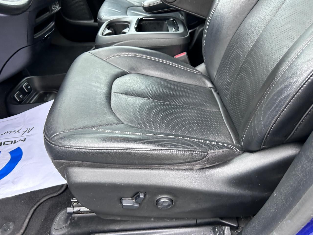 2021 Ocean Blue Metallic Chrysler Pacifica Touring L FWD Van