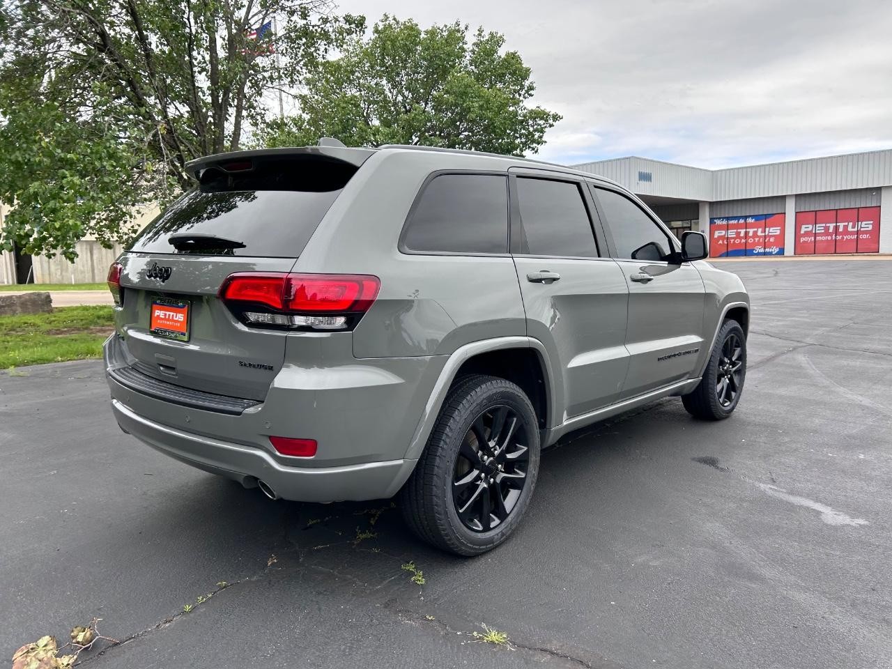 2022 Sting-Gray Clearcoat Jeep Grand Cherokee WK Laredo X 4X4 SUV