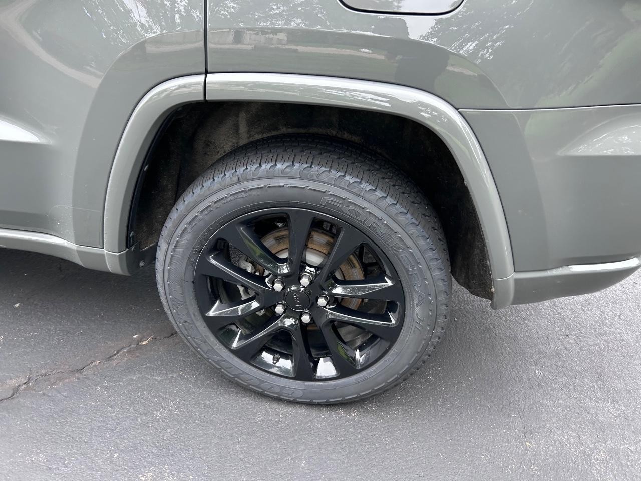 2022 Sting-Gray Clearcoat Jeep Grand Cherokee WK Laredo X 4X4 SUV