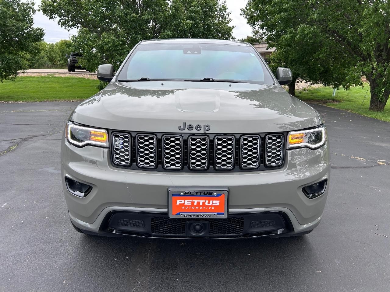 2022 Sting-Gray Clearcoat Jeep Grand Cherokee WK Laredo X 4X4 SUV