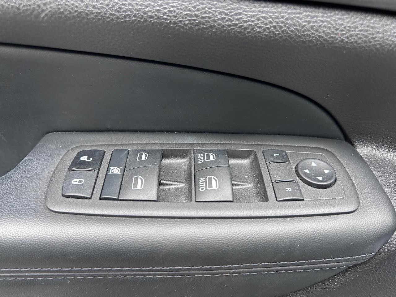 2022 Sting-Gray Clearcoat Jeep Grand Cherokee WK Laredo X 4X4 SUV