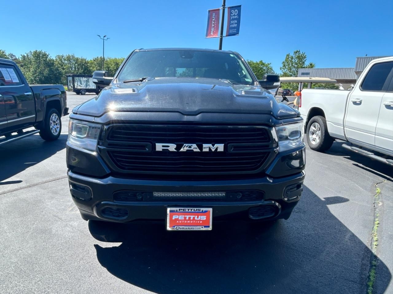 2020 Diamond Black Crystal Pearlcoat Ram 1500 4X4 Undefined