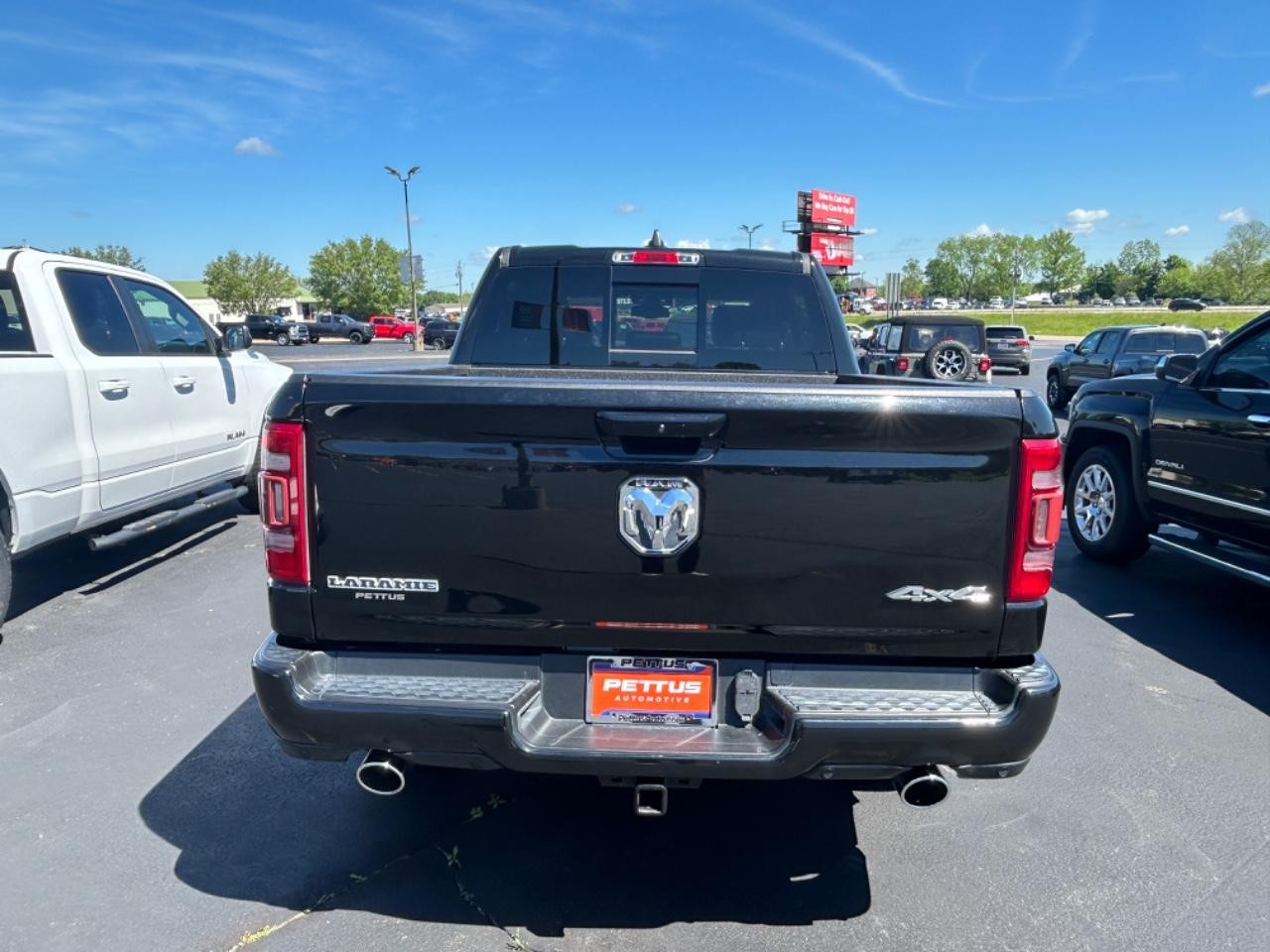 2020 Diamond Black Crystal Pearlcoat Ram 1500 4X4 Undefined