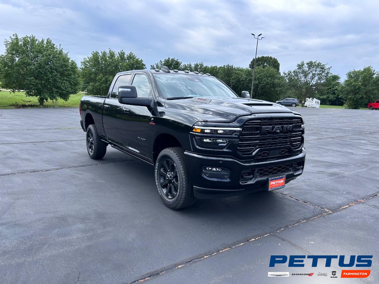 2025 Diamond Black Crystal Pearlcoat Ram 2500 Laramie Truck
