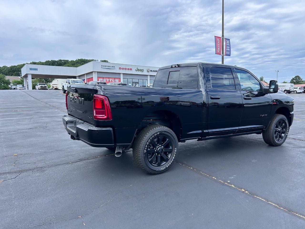 2025 Ram 2500 Laramie photo 2