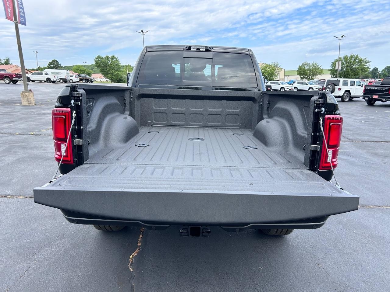 2025 Ram 2500 Laramie photo 4