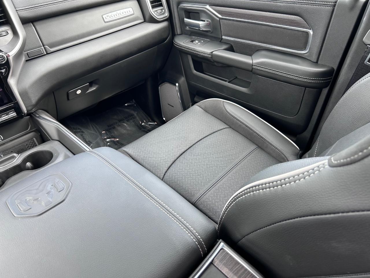 2025 Ram 2500 Laramie photo 16