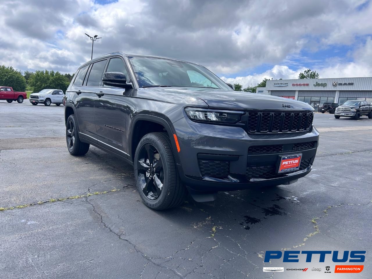 2025 Baltic Gray Metallic Clearcoat Jeep Grand Cherokee L Altitude X SUV