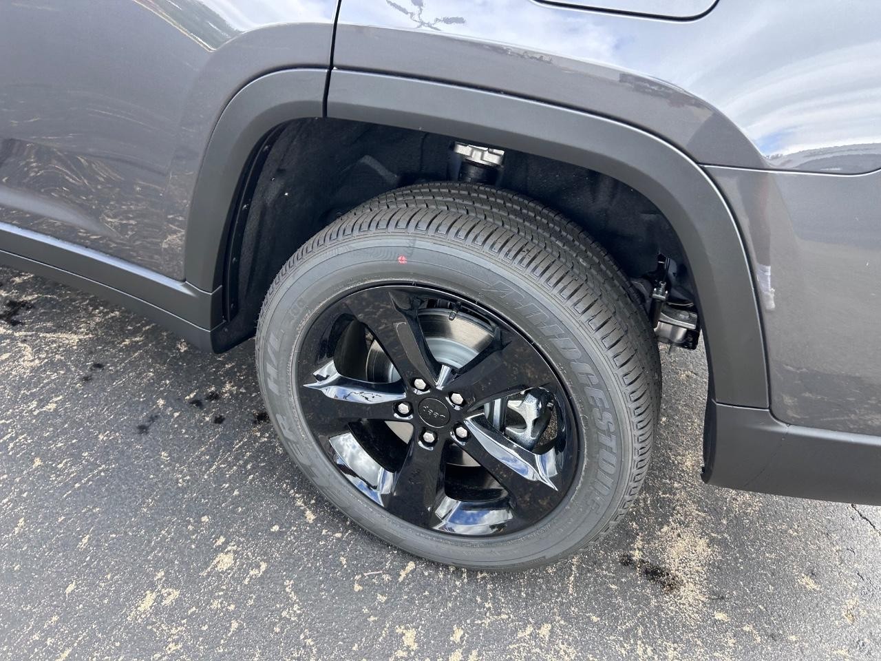 2025 Baltic Gray Metallic Clearcoat Jeep Grand Cherokee L Altitude X 4X4 SUV