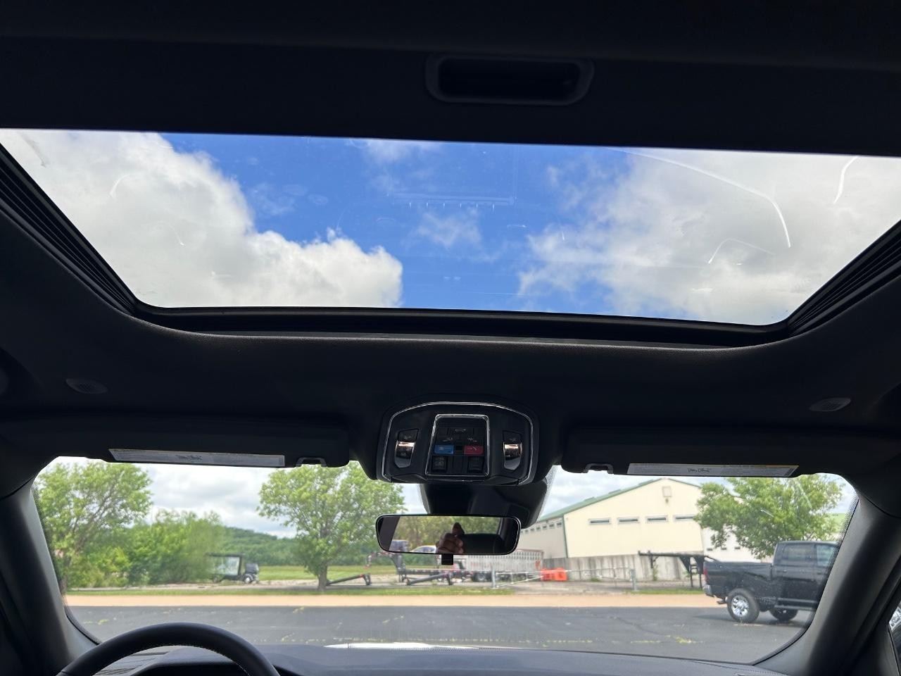 2025 Baltic Gray Metallic Clearcoat Jeep Grand Cherokee L Altitude X 4X4 SUV