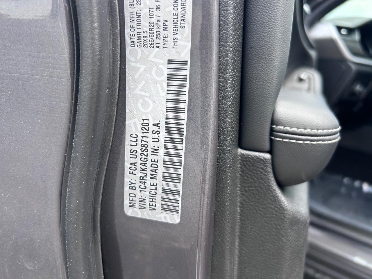 2025 Baltic Gray Metallic Clearcoat Jeep Grand Cherokee L Altitude X 4X4 SUV