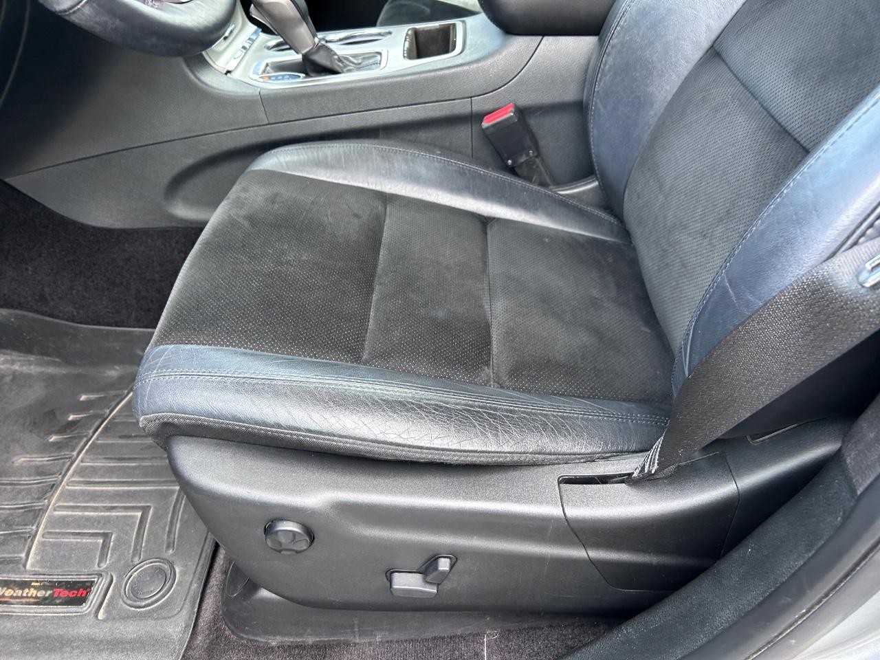2018 Billet Silver Metallic Clearcoat Jeep Grand Cherokee Altitude 4X4 SUV