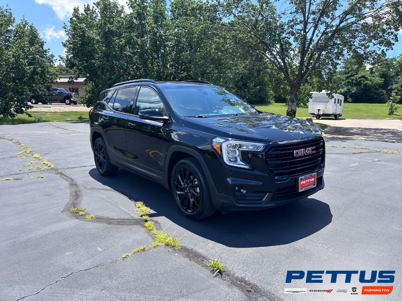 2024 Ebony Twilight Metallic GMC Terrain SLT SUV