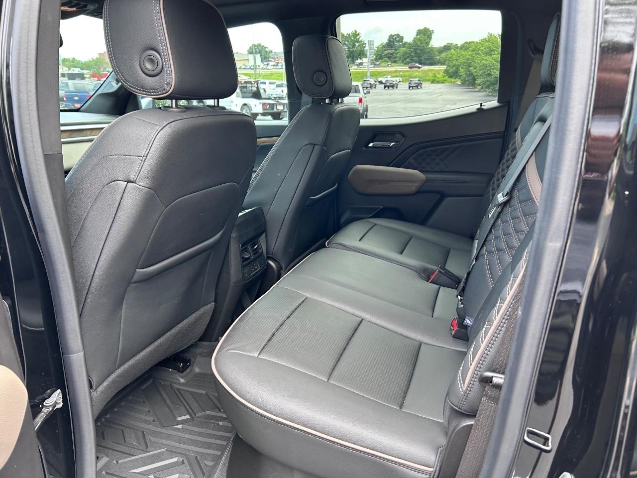 2024 Onyx Black GMC Canyon Denali 4X4 Truck