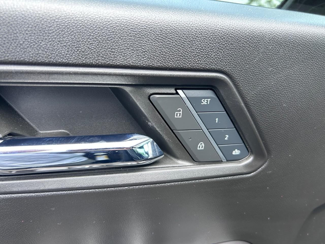 2024 Onyx Black GMC Canyon Denali 4X4 Truck