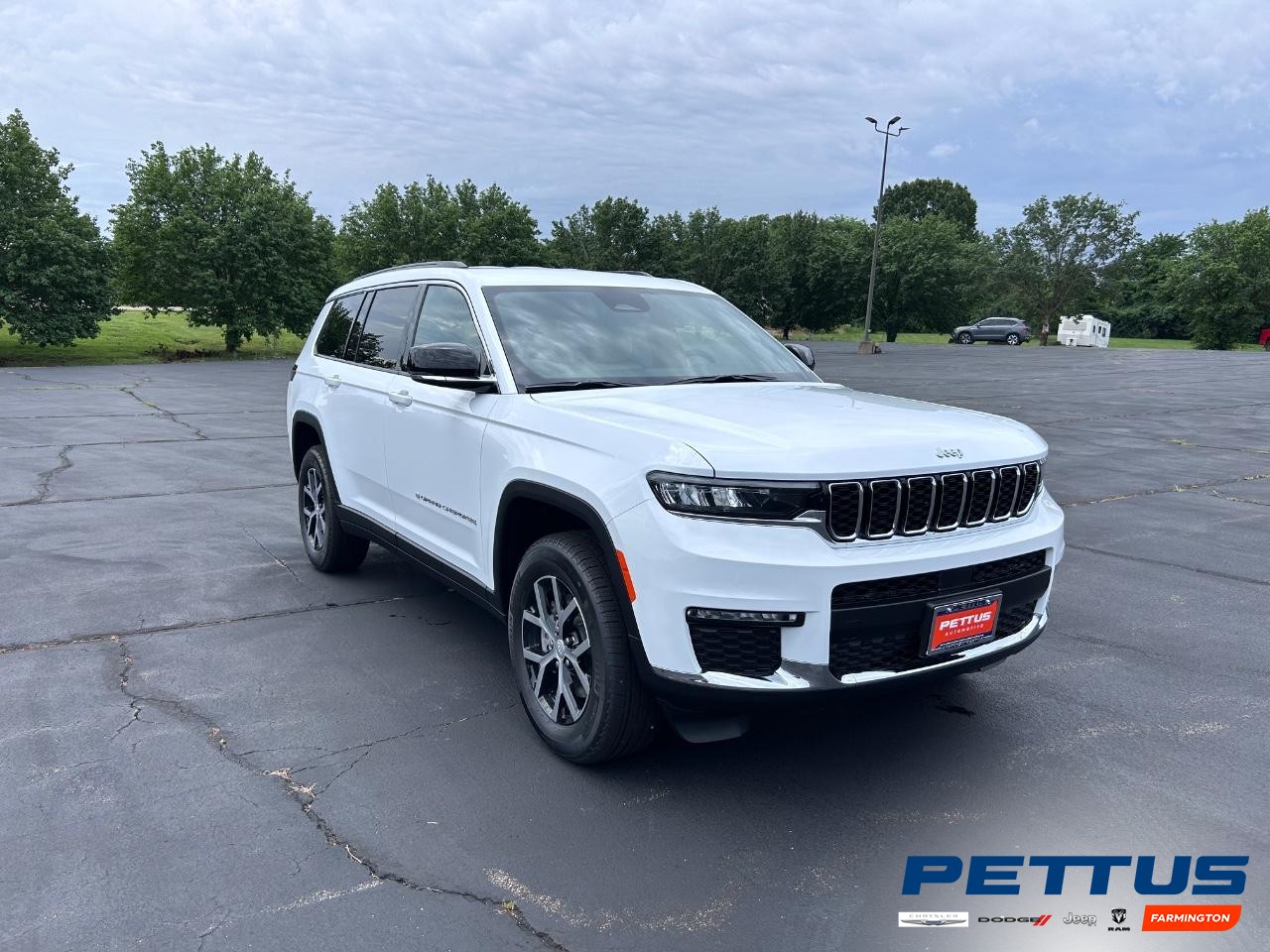 2025 Bright White Clearcoat Jeep Grand Cherokee L Limited SUV