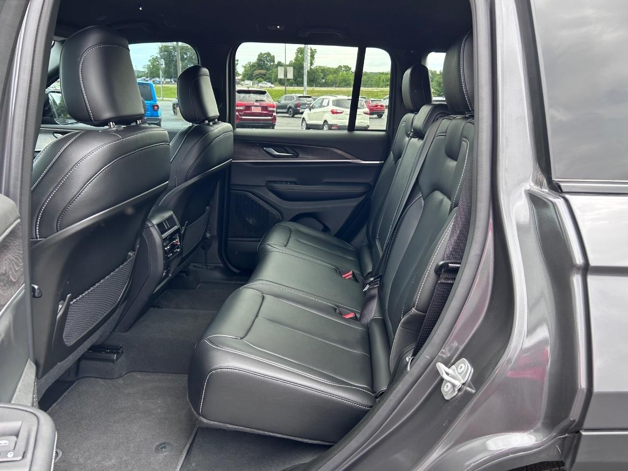 2025 Baltic Gray Metallic Clearcoat Jeep Grand Cherokee L Limited 4X4 SUV