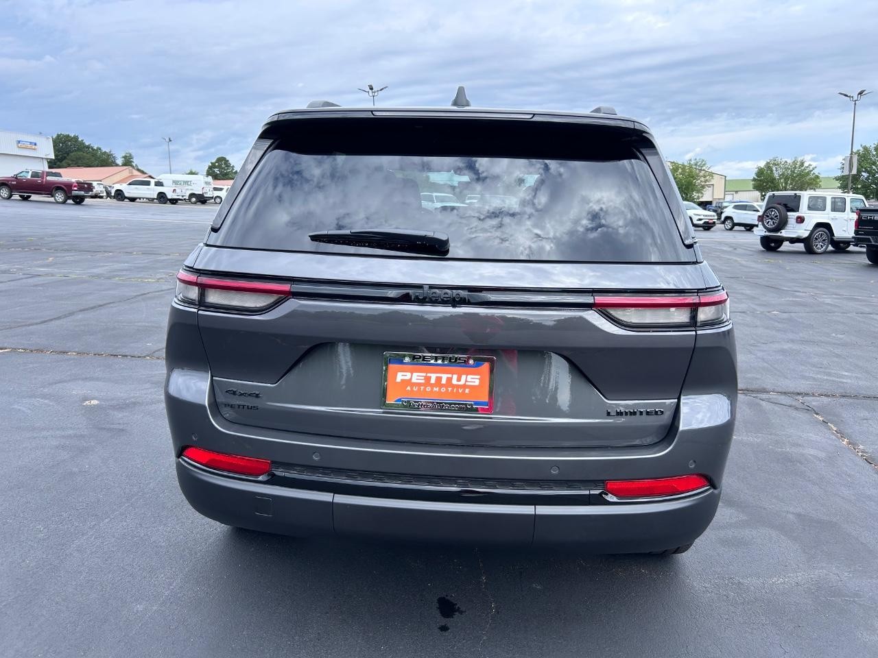 2025 Baltic Gray Metallic Clearcoat Jeep Grand Cherokee 4x4 4X4 SUV
