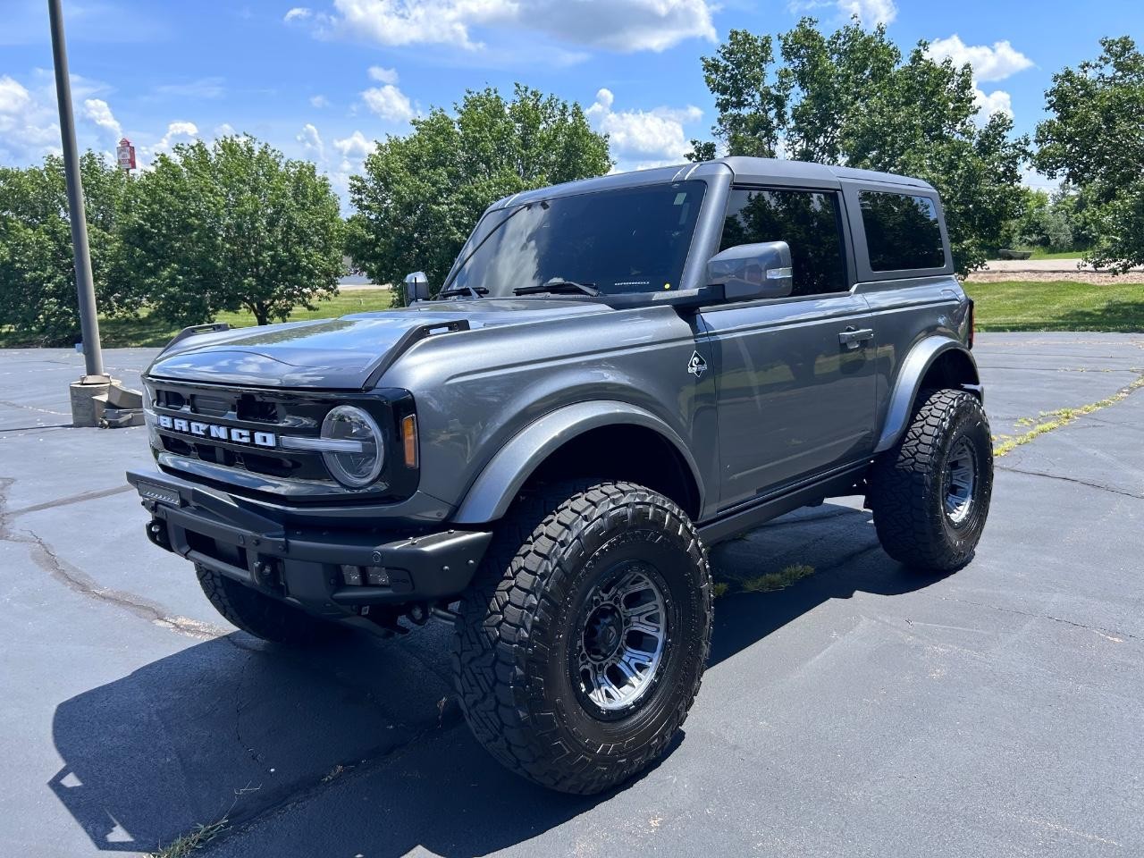 2022 GRAY Ford Bronco Outer Banks 4X4 SUV