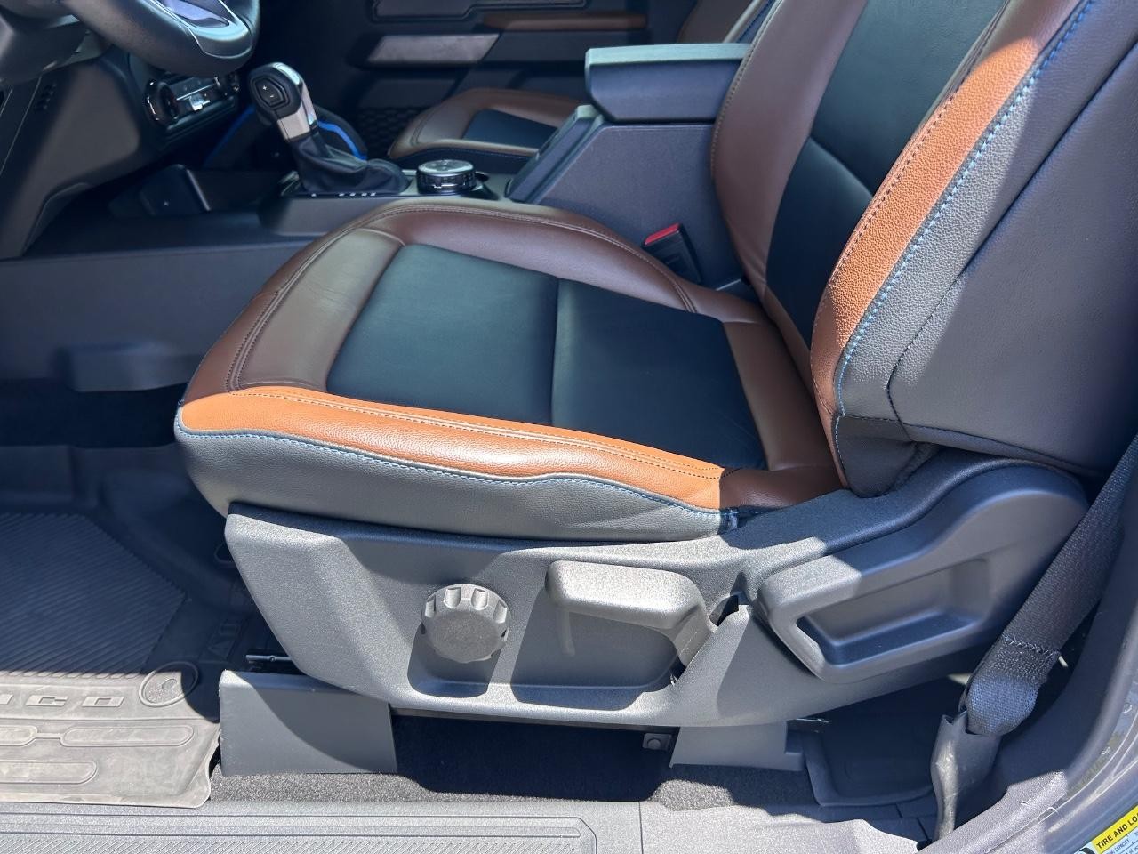 2022 GRAY Ford Bronco Outer Banks 4X4 SUV