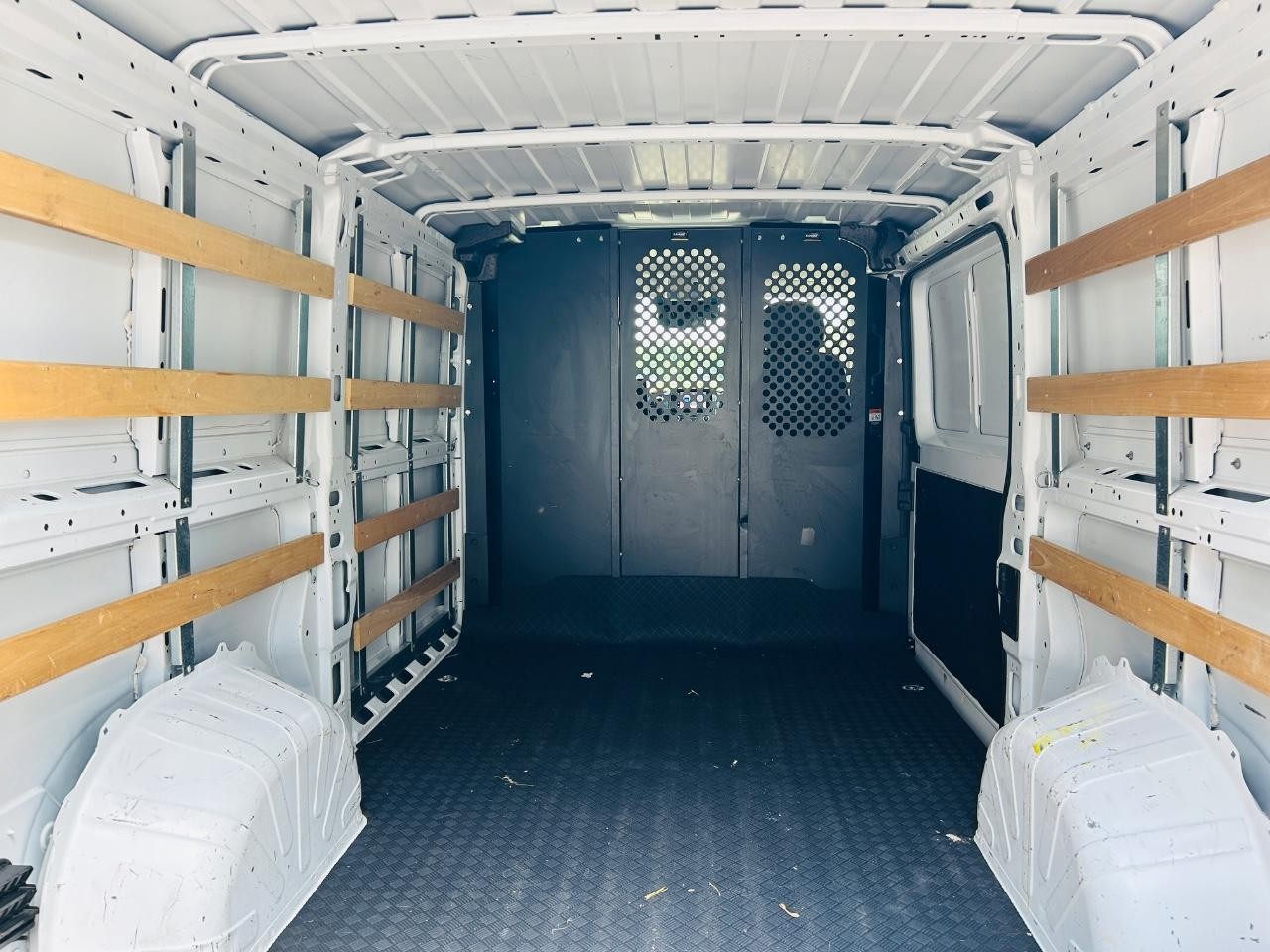 2023 Bright White Clearcoat Ram ProMaster Cargo Van Base 136 WB FWD Van