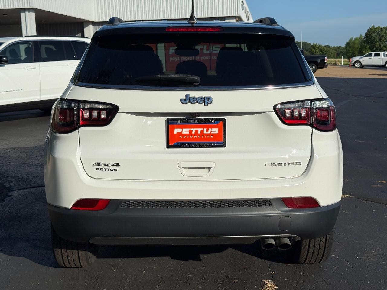 2022 Jeep Compass Limited photo 3