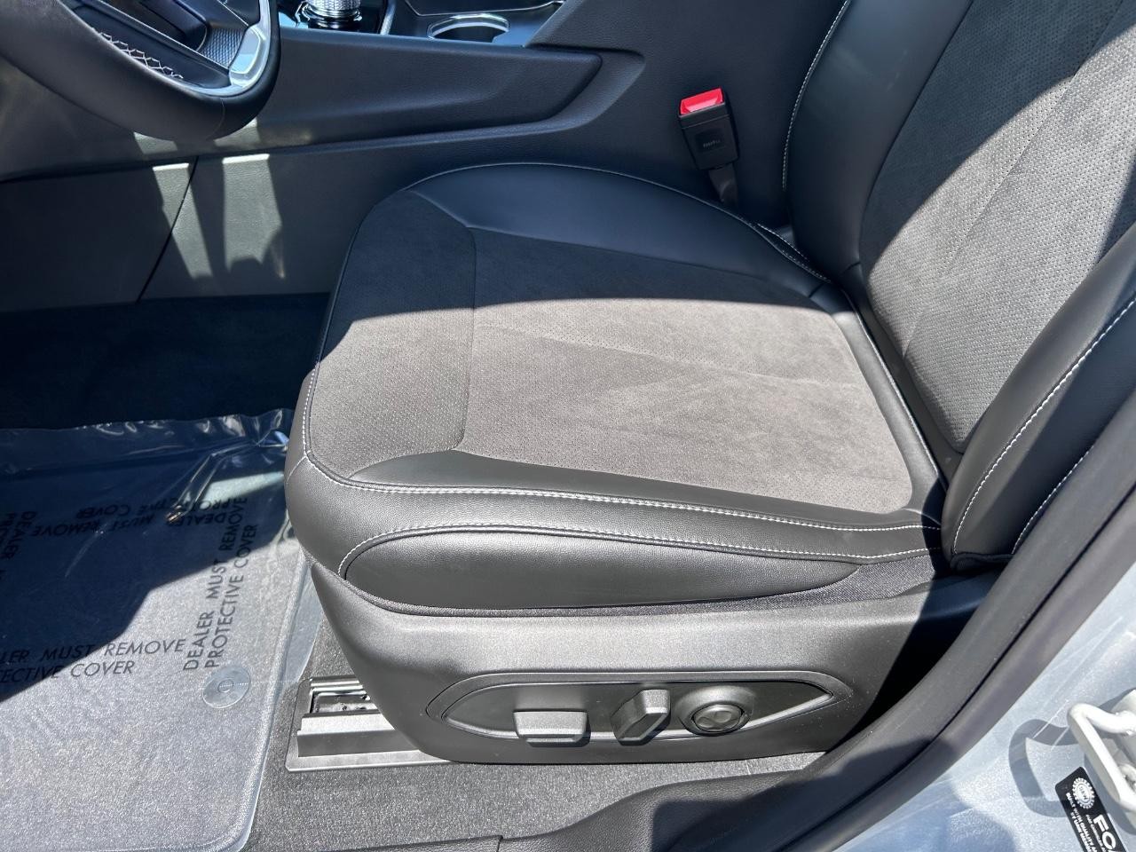 2025 Silver Zynith Jeep Grand Cherokee L Altitude X 4X4 SUV