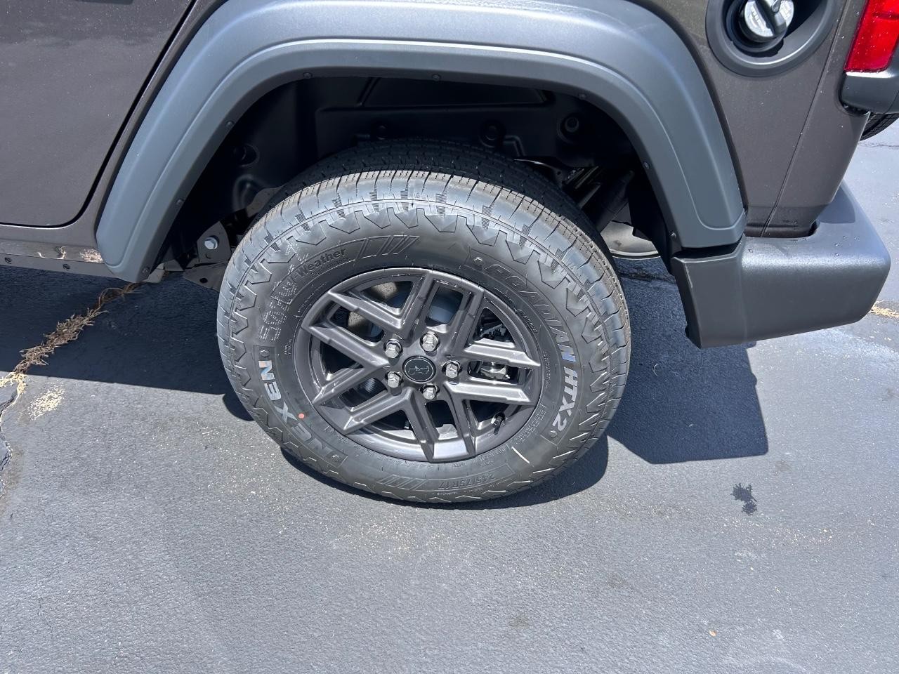 2025 Granite Crystal Metallic Clearcoat Jeep Wrangler Sport S 4X4 SUV