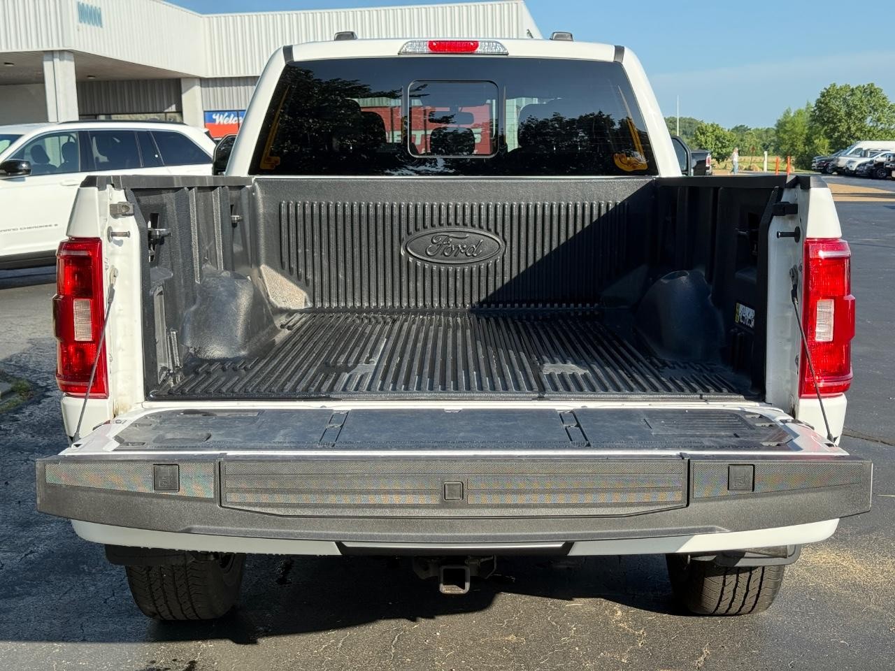 2022 Oxford White Ford F-150 XLT 4X4 Truck