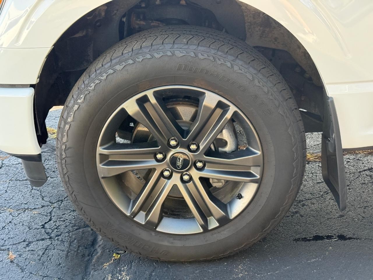 2022 Oxford White Ford F-150 XLT 4X4 Truck