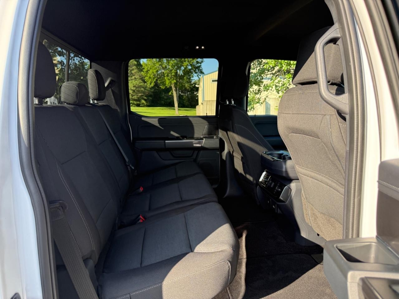 2022 Oxford White Ford F-150 XLT 4X4 Truck
